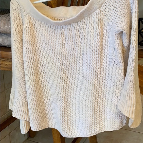 Abercrombie & Fitch Open Shoulder Sweater - Picture 3 of 3